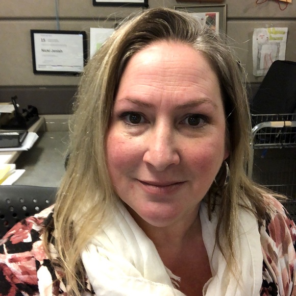 Meet your Posher, Nicki - Picture 1 of 1